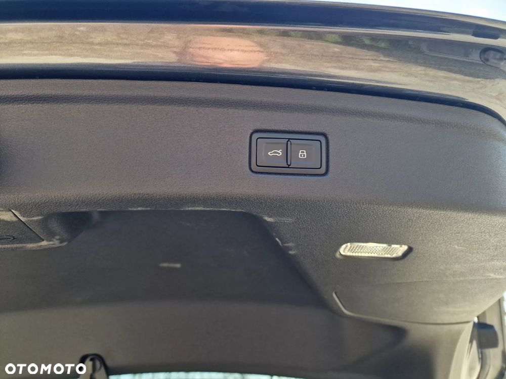 Audi A5 Sportback 40 TFSI quattro S tronic - 17