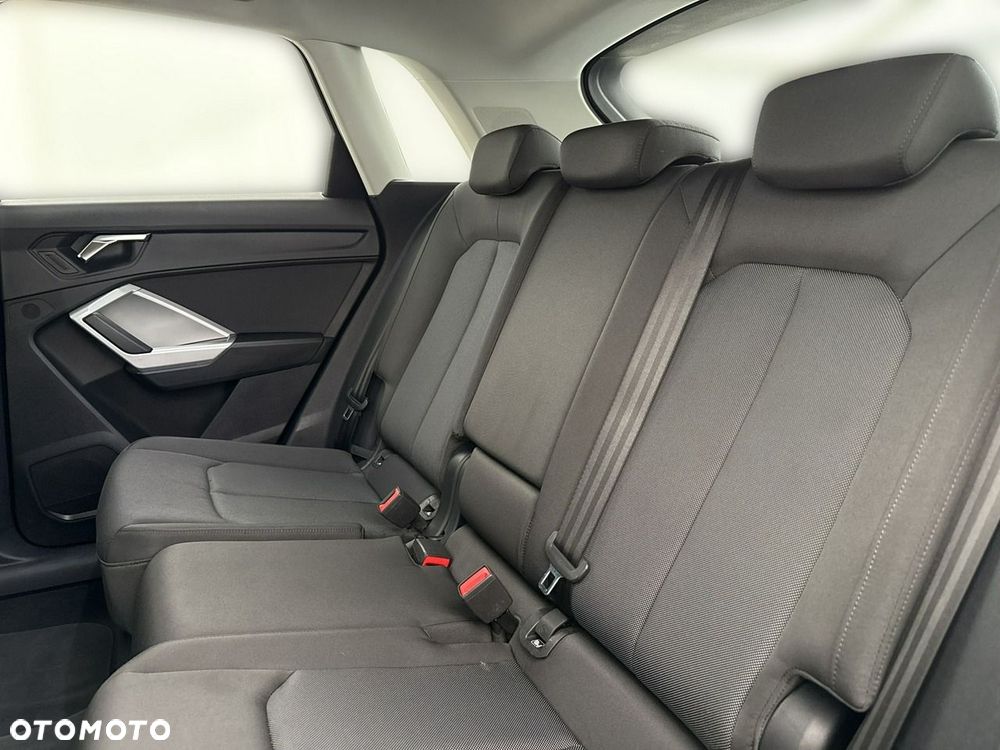 Audi Q3 - 19