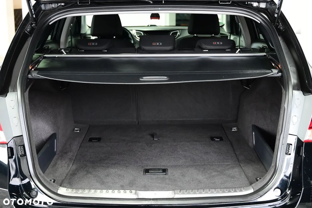 Hyundai i40 Kombi 2.0 Automatik Trend - 35