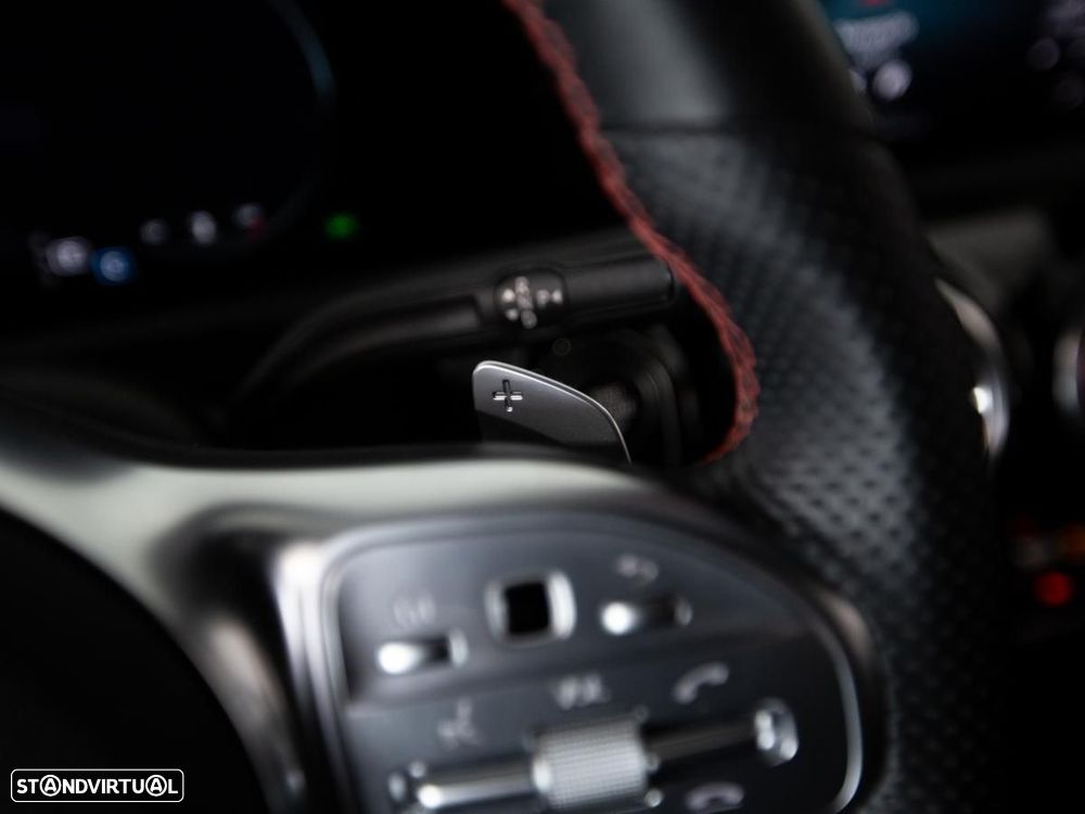 Mercedes-Benz CLA 200 d Shooting Brake 8G-DCT Edition AMG Line - 14