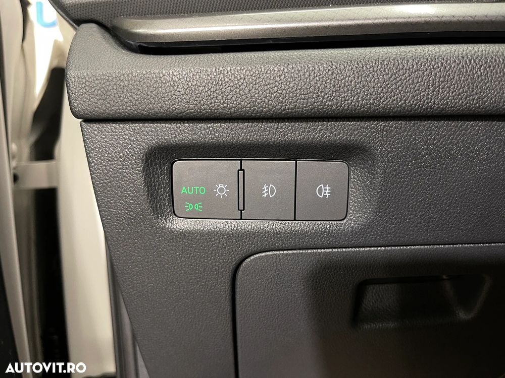 Skoda Octavia 2.0 TDI DSG Ambition - 21