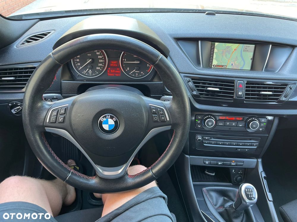 BMW X1 sDrive16d xLine - 9