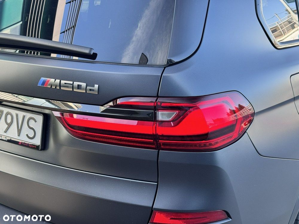 BMW X7 M50d sport - 8