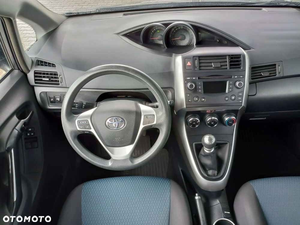 Toyota Verso - 13