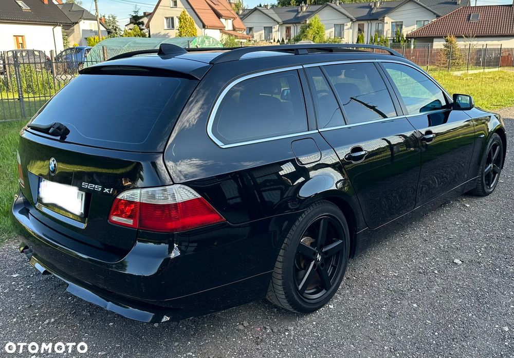 BMW Seria 5 525xi - 5