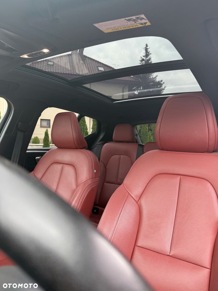 Volvo XC 40 T5 AWD Geartronic Momentum - 12