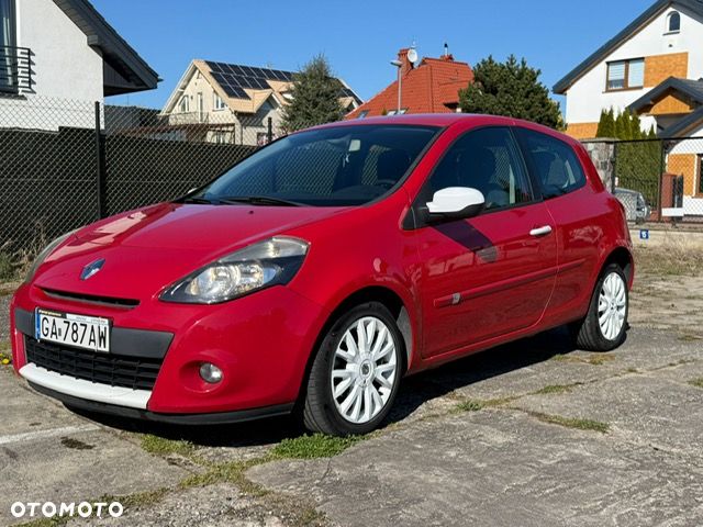Renault Clio 1.2 16V TCE S - 1