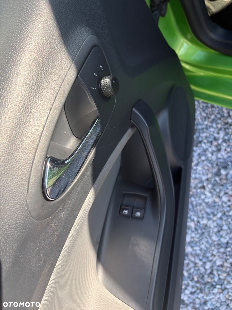 Seat Ibiza SC 1.4 16V Style - 17