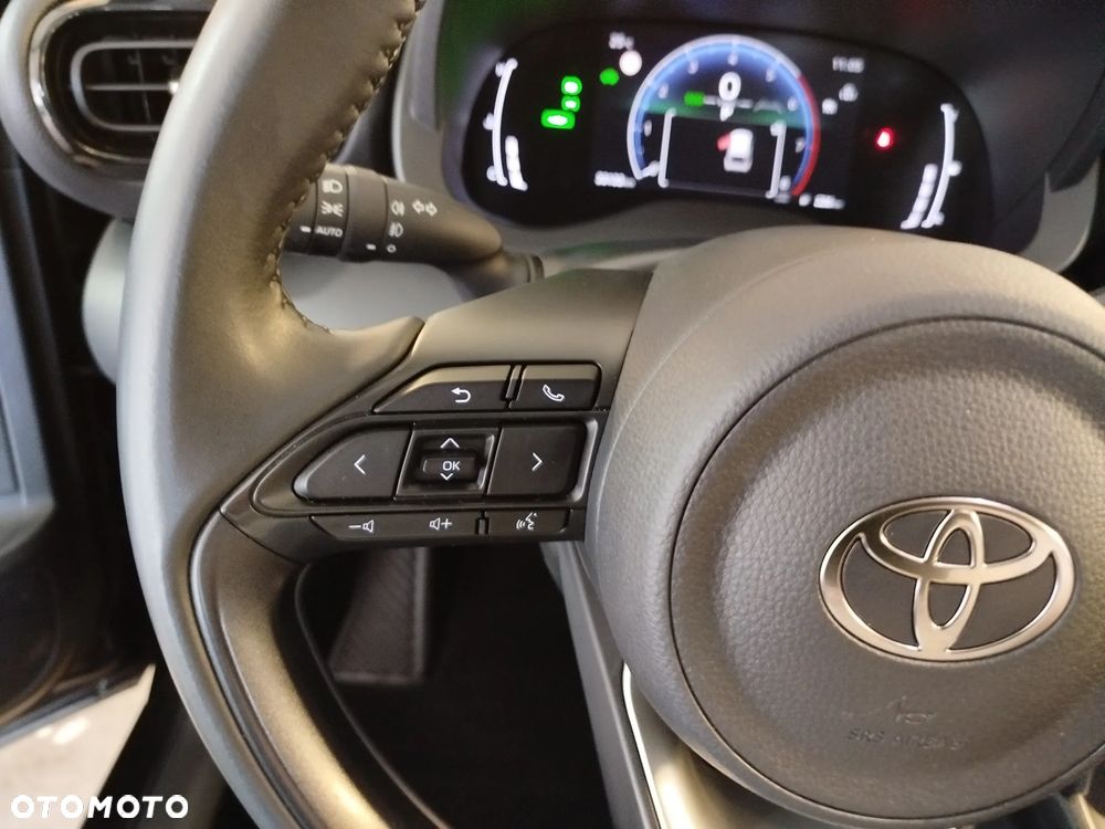 Toyota Yaris Cross Hybrid 1.5 Comfort - 17