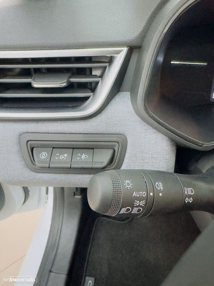 Renault Clio SCe 65 EVOLUTION - 22