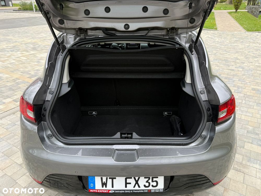 Renault Clio TCe 90 Limited - 17