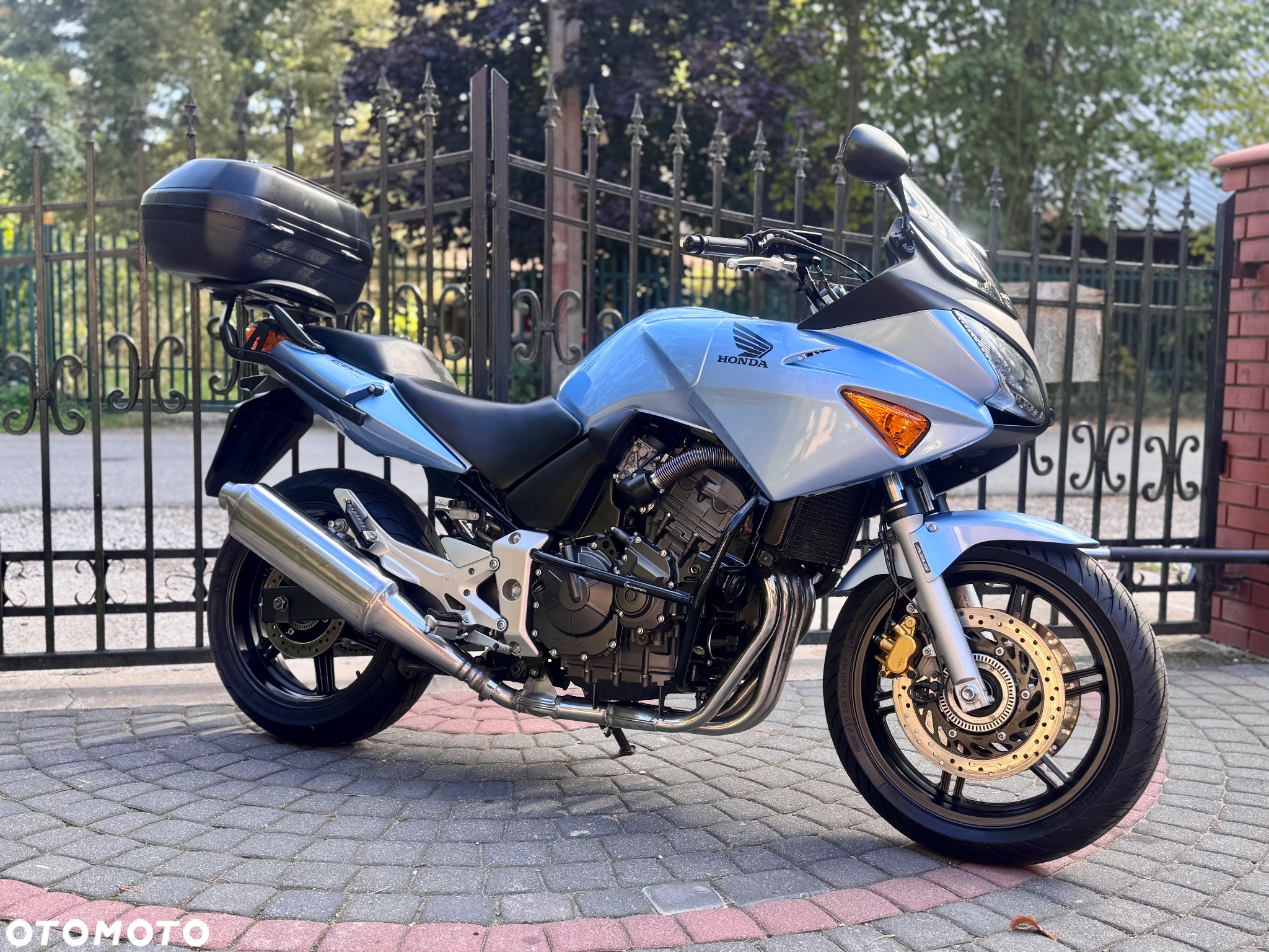 Honda CBF - 2