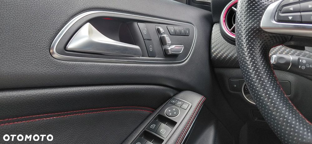 Mercedes-Benz Klasa A 220 4-Matic AMG Line - 9