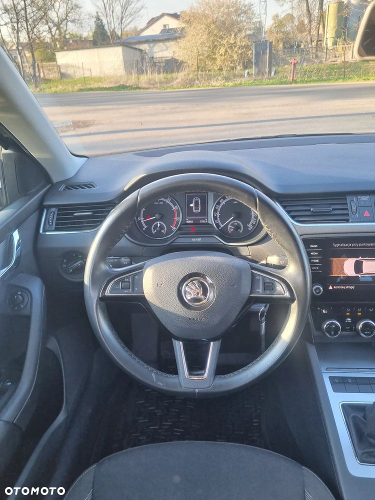 Skoda Octavia 1.5 TSI ACT Active - 14