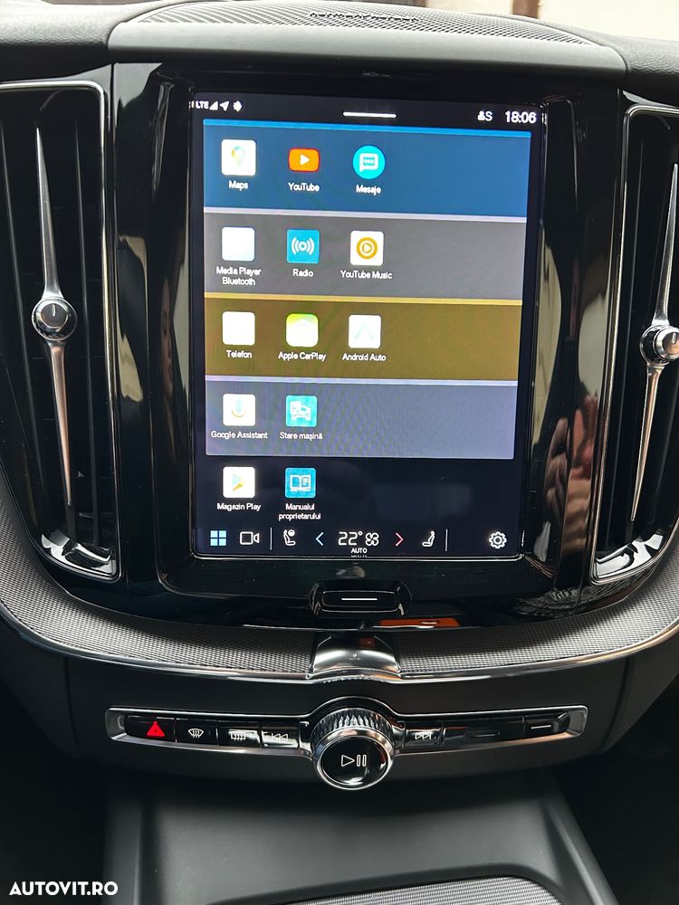 Volvo XC 60 B4 D AWD Ultimate Dark - 16