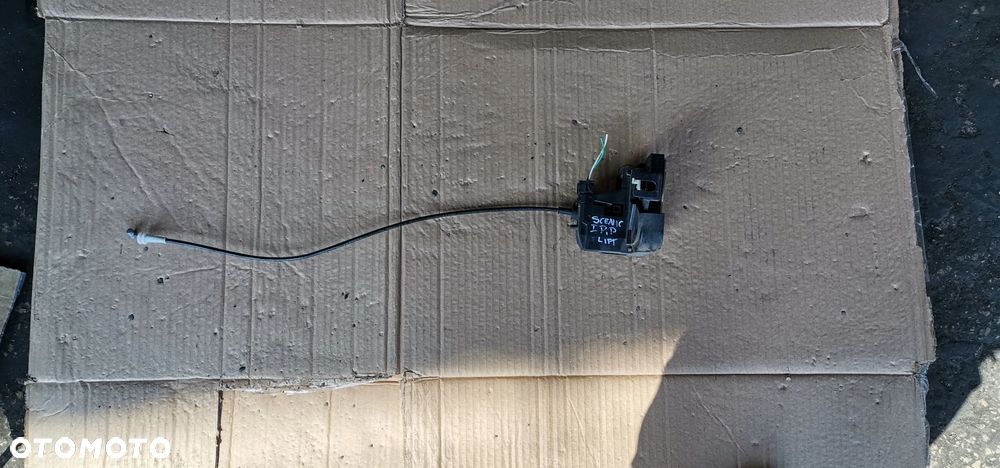 ZAMEK DRZWI PRAWY PRZOD SCENIC I LIFT