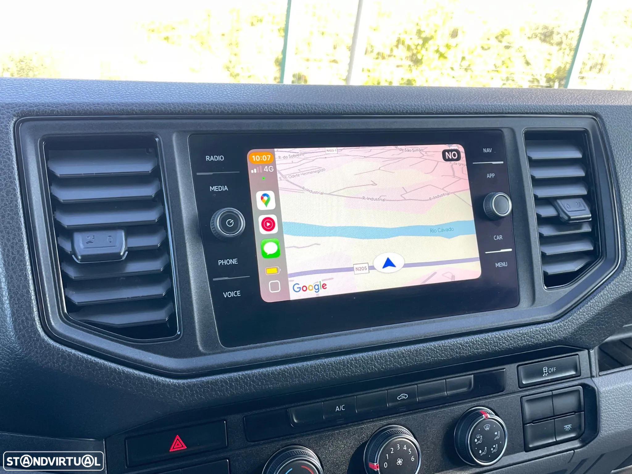 VW Crafter 2.0 TDI L3H3 IVA Dedutível - 24