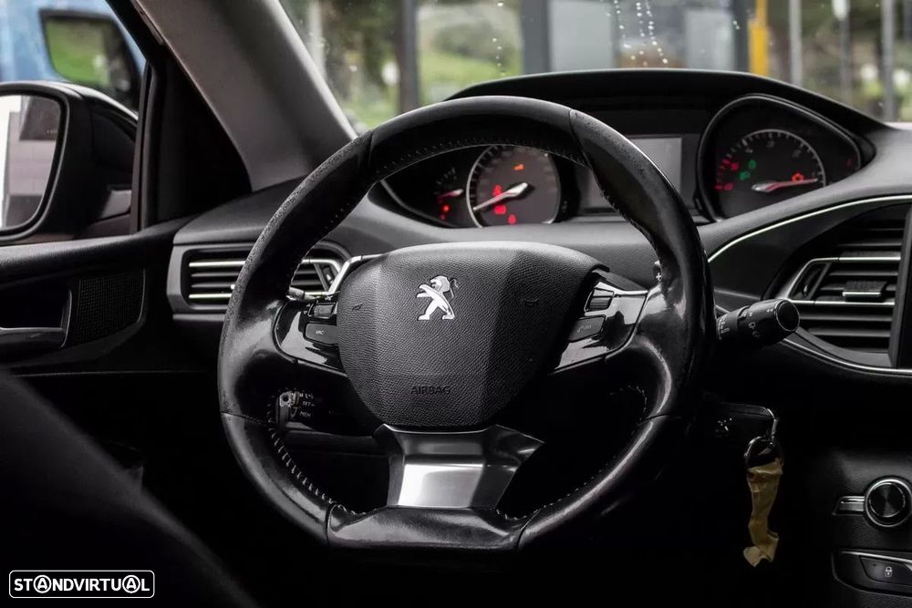 Peugeot 308 SW - 30
