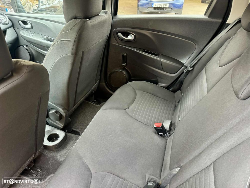 Renault Clio Sport Tourer 0.9 TCe Limited Edition - 11