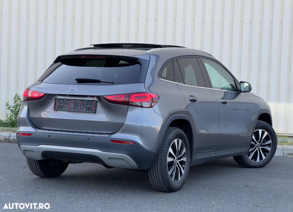 Mercedes-Benz GLA 200 7G-DCT Edition Progressive Line - 24