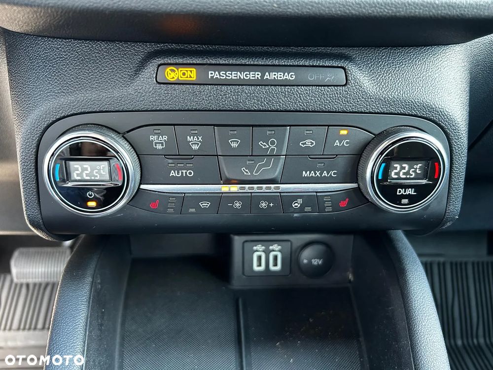 Ford Kuga 2.5 Duratec PHEV ST-LINE X - 27