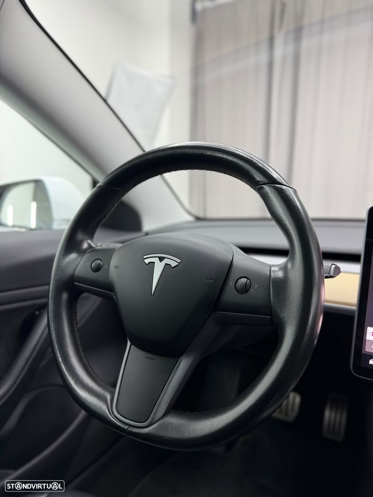 Tesla Model 3 Performance Dual Motor AWD - 19