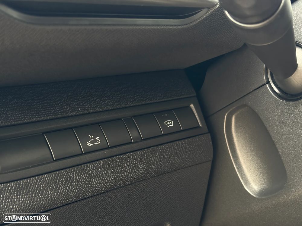 Peugeot 3008 HDi 160 Auto Allure - 33