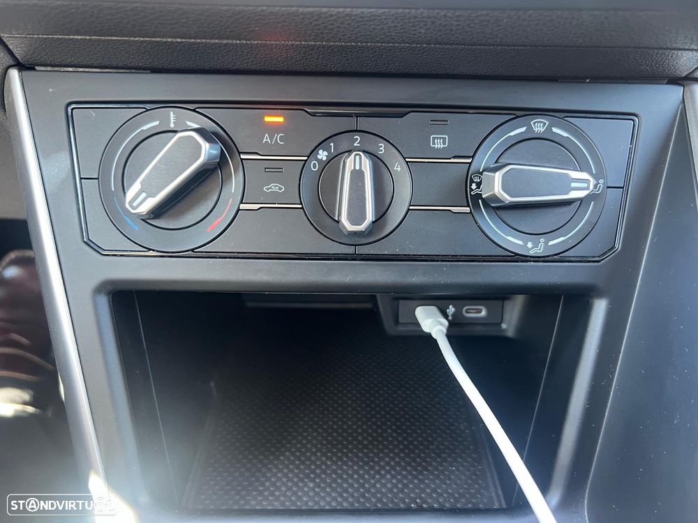 VW Taigo 1.0 TSI Urban - 23