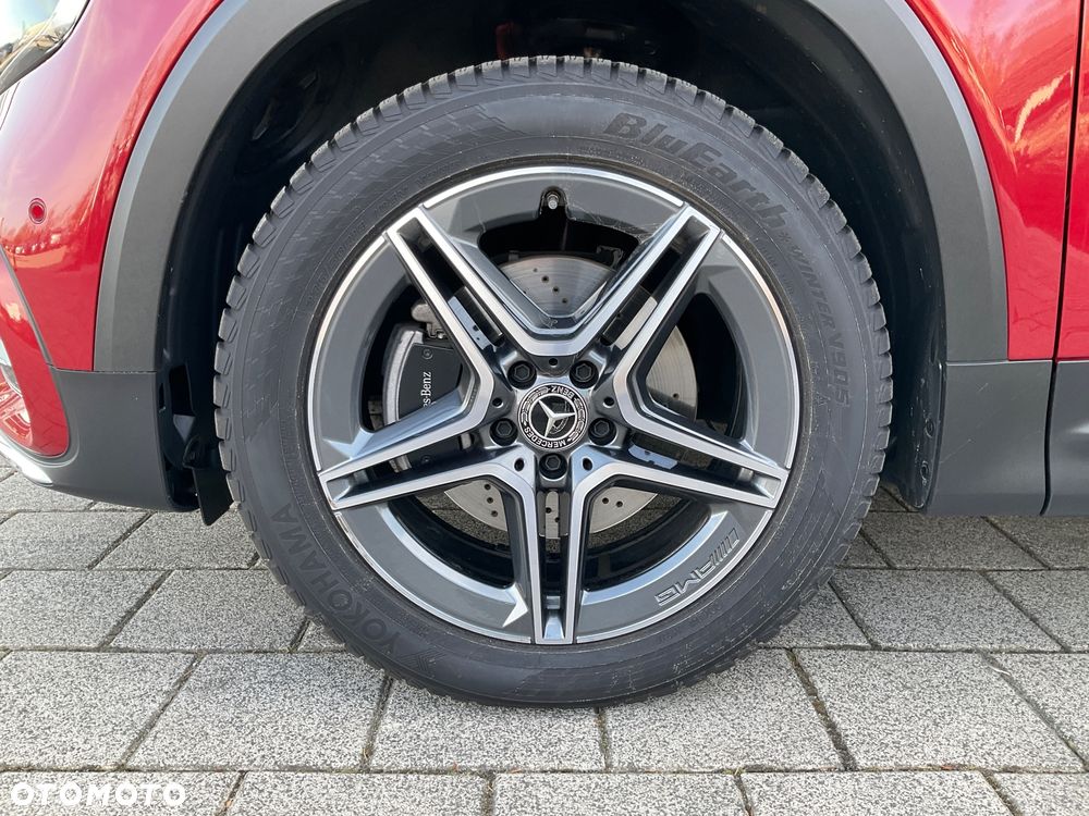 Mercedes-Benz GLB 200 d AMG Line 8G-DCT - 15