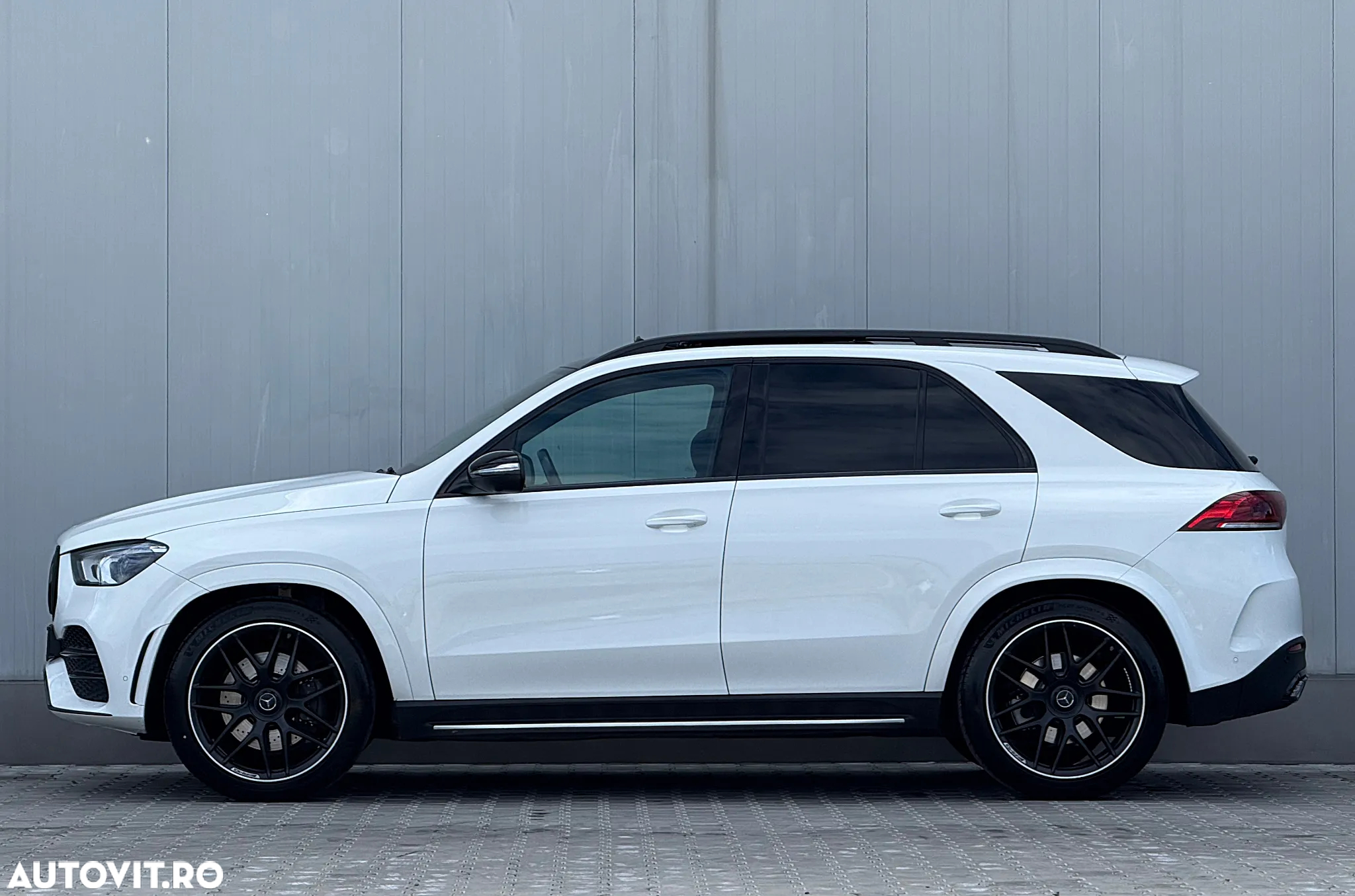 Mercedes-Benz GLE 350 d 4Matic 9G-TRONIC AMG Line - 4