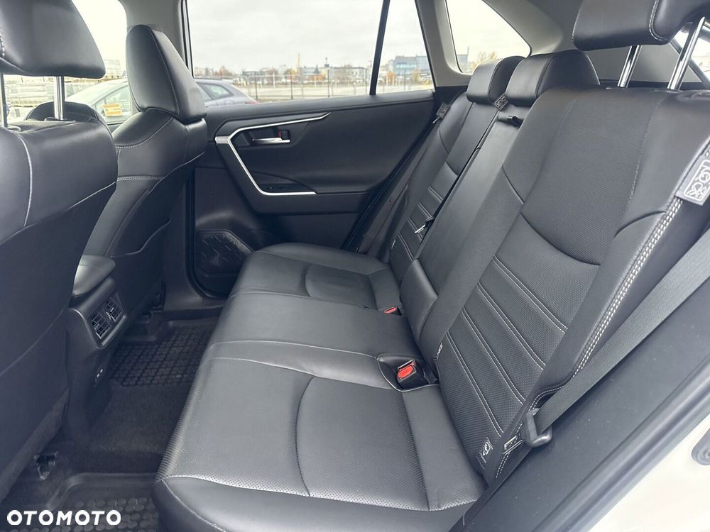 Toyota RAV4 - 18
