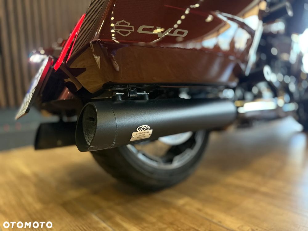 Harley-Davidson Touring Road Glide - 8