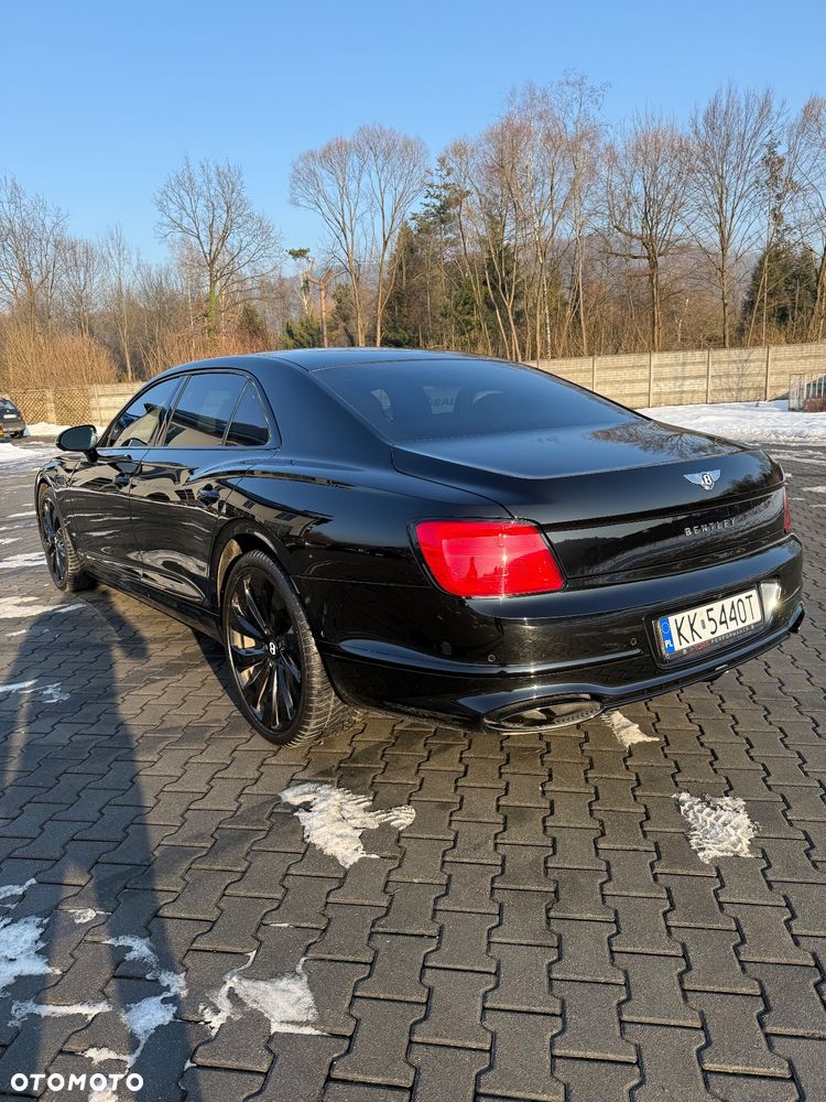 Bentley Flying Spur - 5