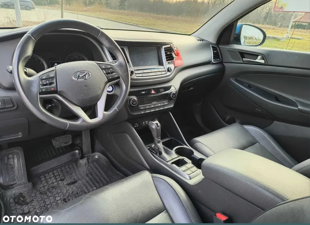 Hyundai Tucson - 4