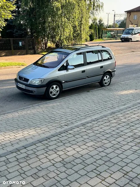 Opel Zafira 1.8 16V Elegance - 10