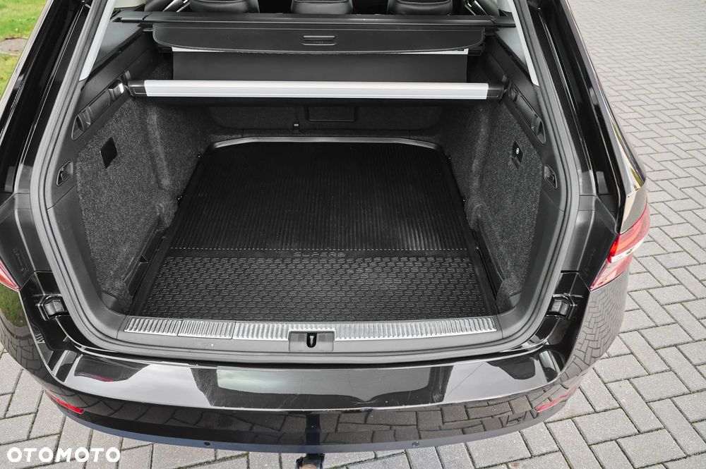 Skoda Superb 2.0 TDI DSG Style - 20