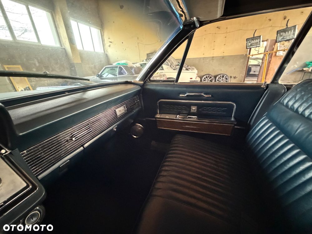 Lincoln Continental - 36