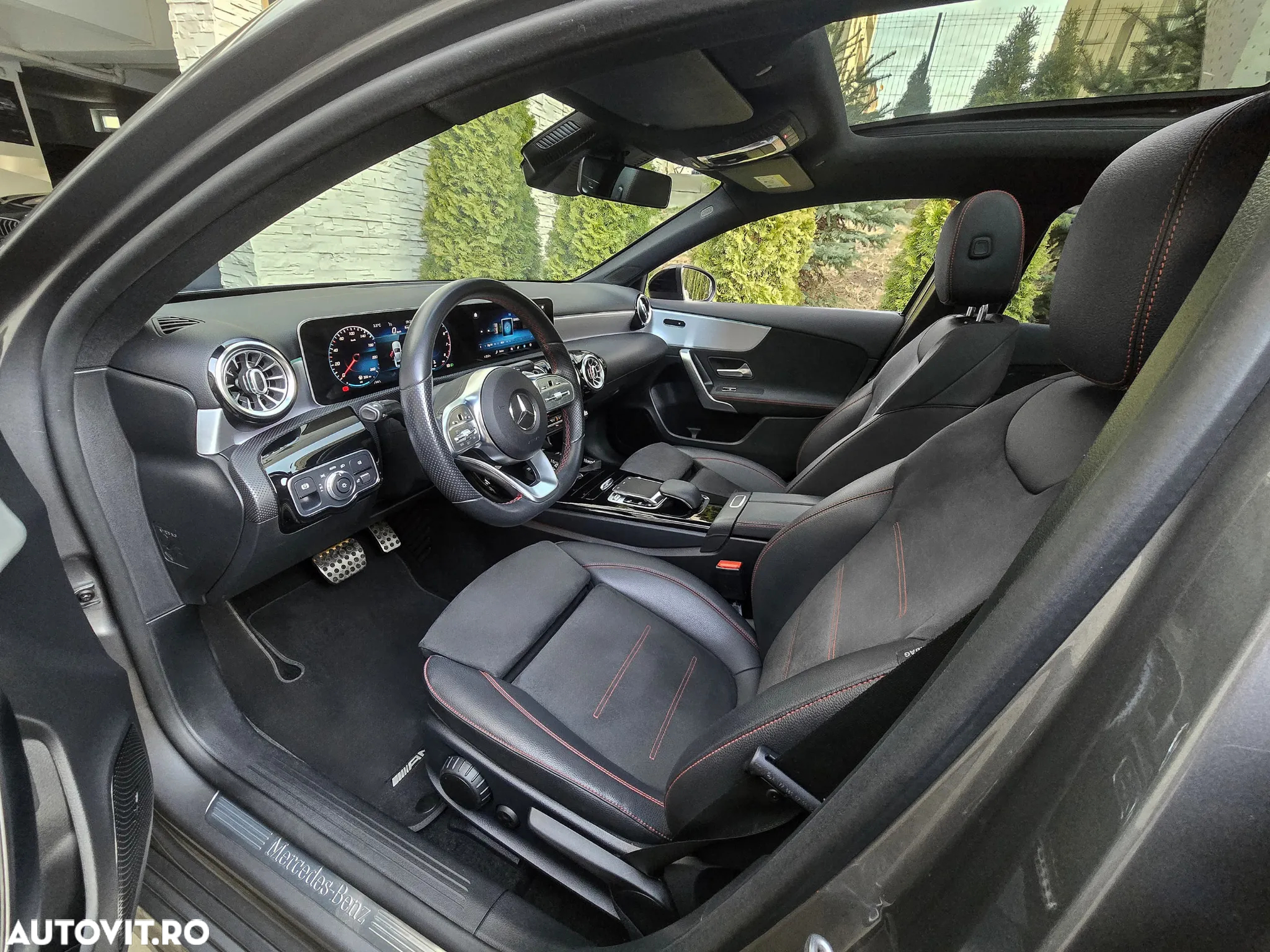 Mercedes-Benz A 250 4Matic 7G-DCT AMG Line - 18