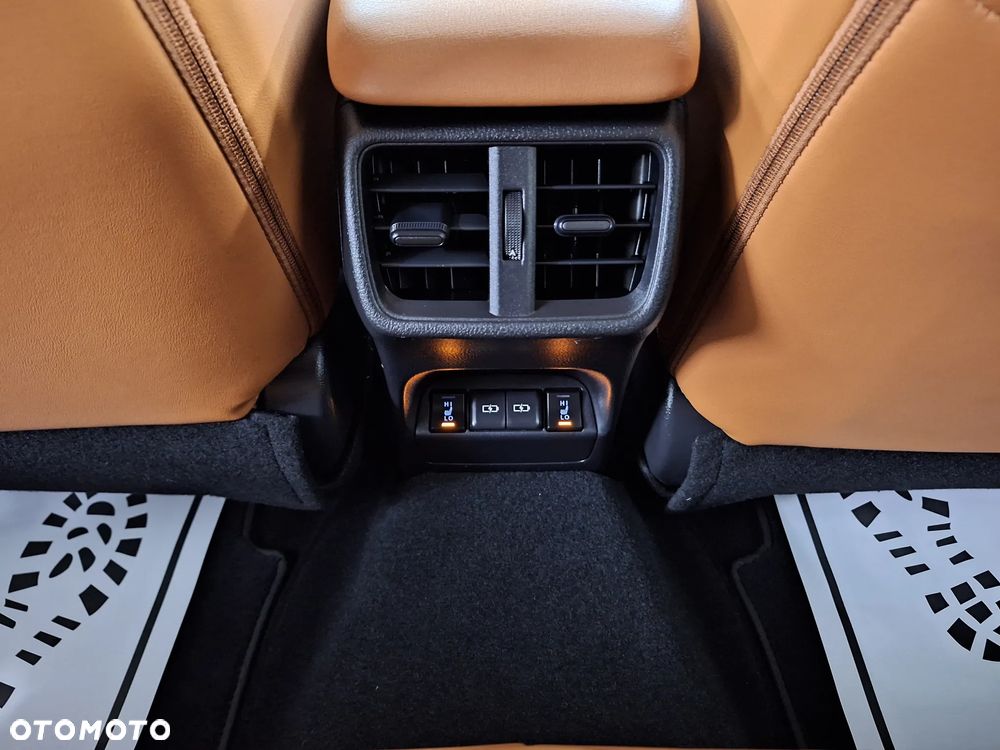 Lexus UX 300e Executive Line - 23
