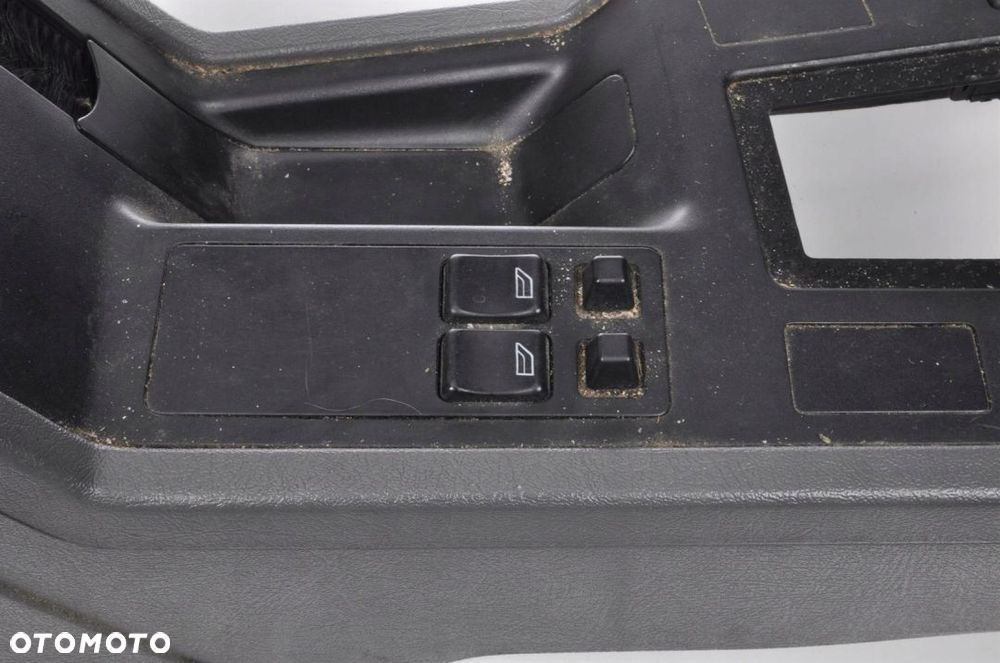 VOLVO 850 TUNEL ŚRODKOWY PODŁOKIETNIK EU - 4