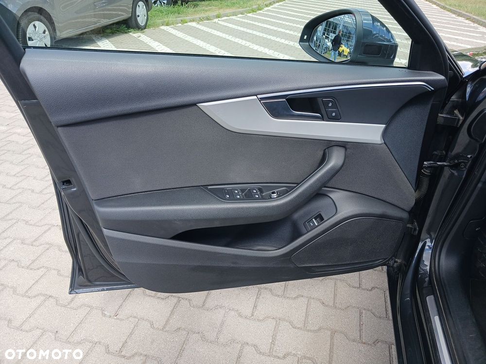 Audi A4 Limousine 35 TFSI S tronic - 23