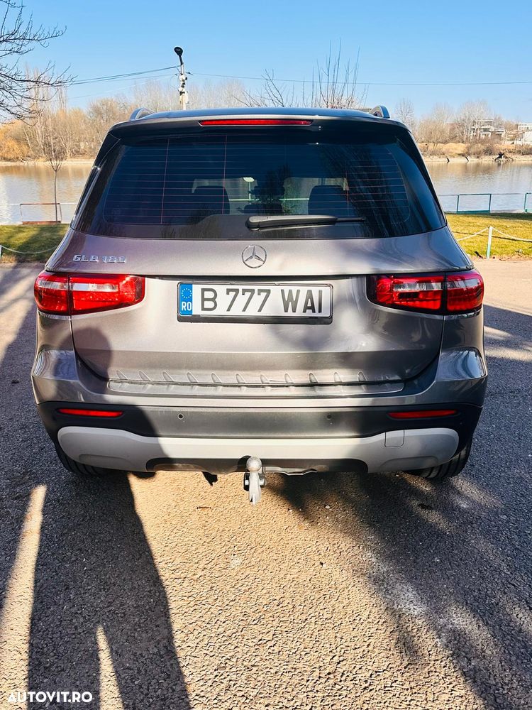 Mercedes-Benz GLB 180 7G-DCT Progressive - 8