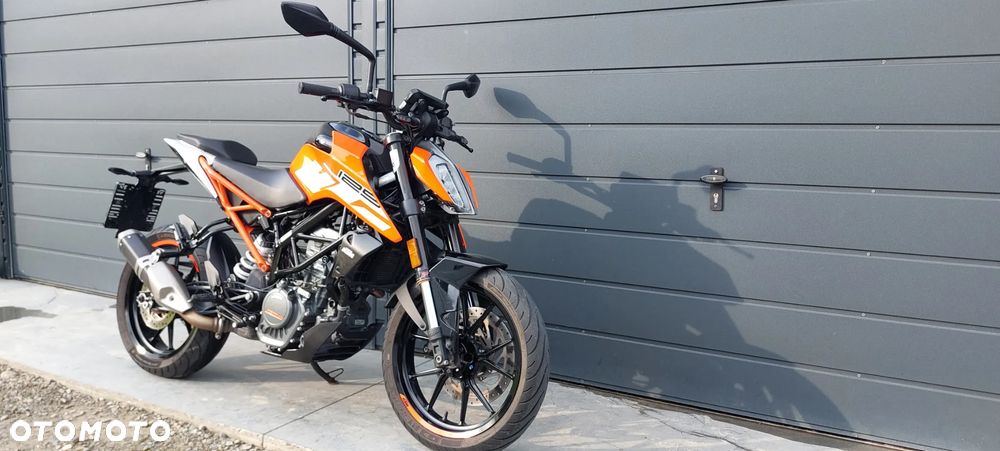 KTM Duke 125 - 26