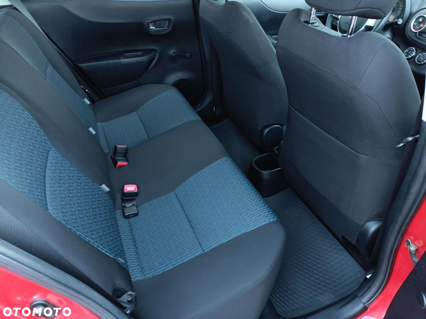 Toyota Yaris 1.33 Active - 14