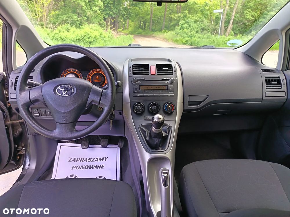 Toyota Auris 1.4 VVT-i Team - 6