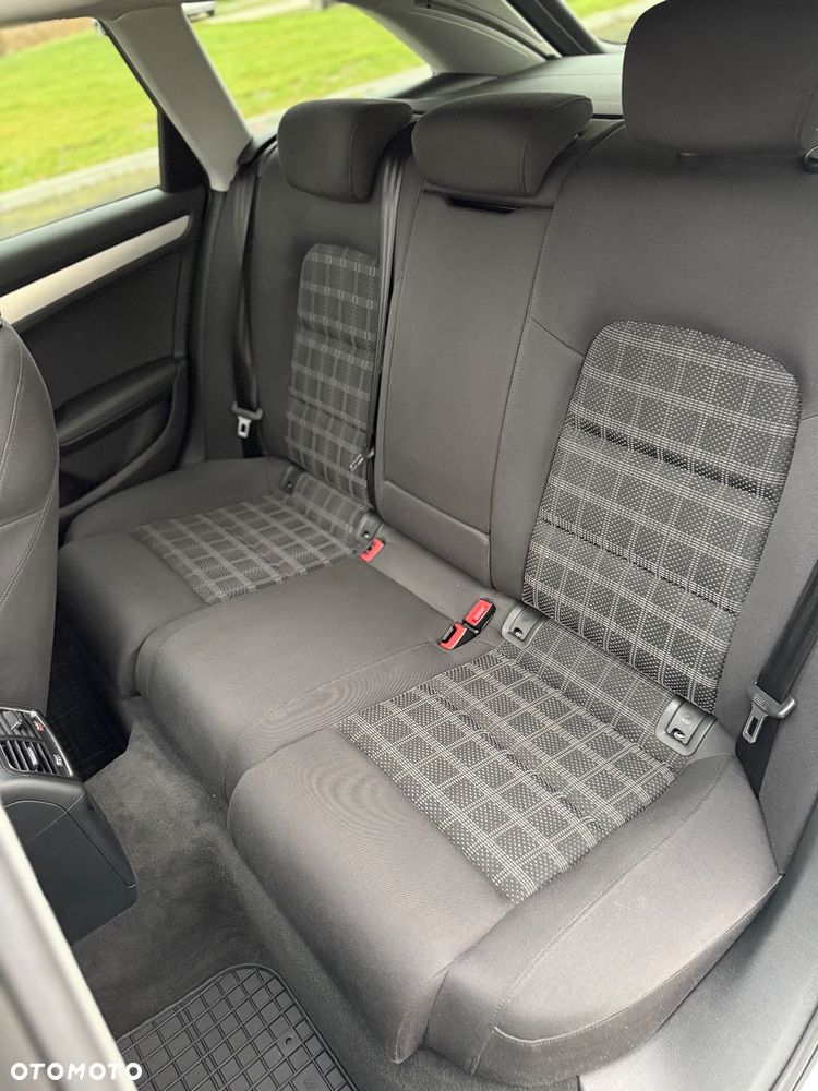 Audi A4 Avant 2.0 TDI DPF quattro S tronic Ambition - 18