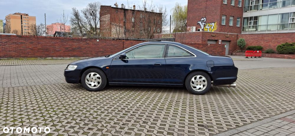 Honda Accord 2.0i ES - 2