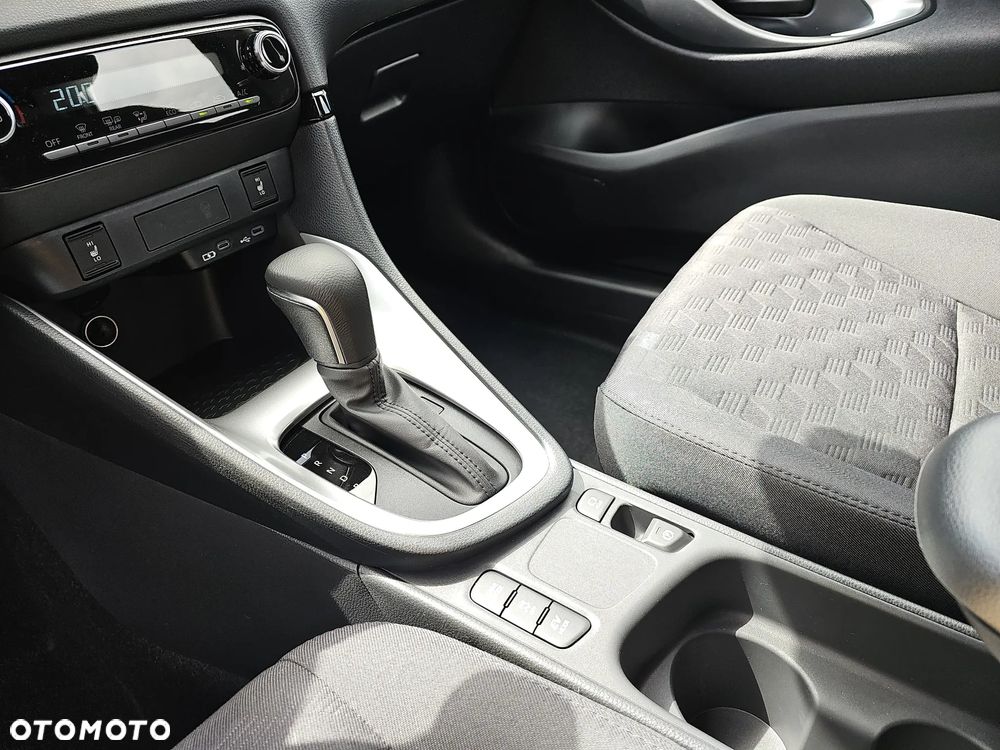 Mazda 2 - 17