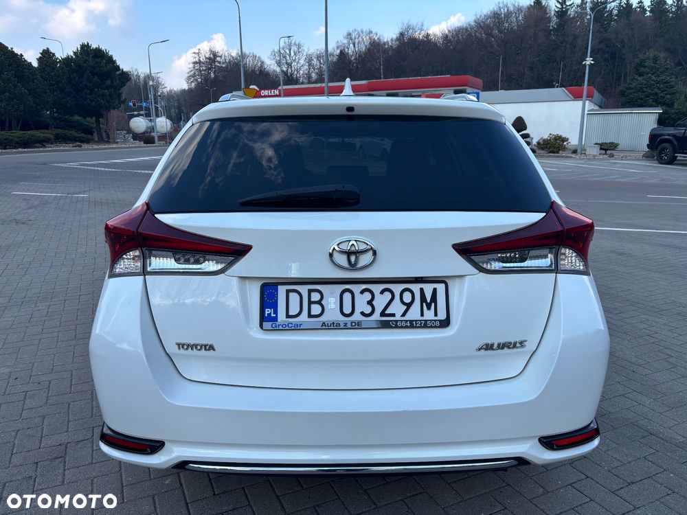 Toyota Auris 1.6 D-4D Edition-S - 10