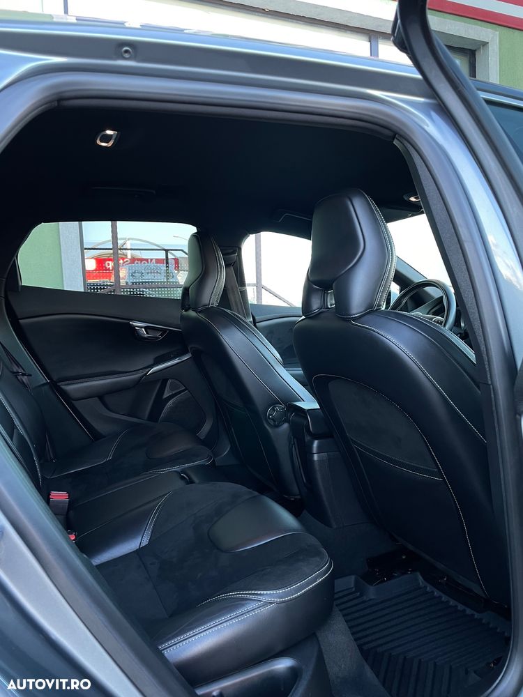 Volvo V40 D4 VEA R-Design - 15